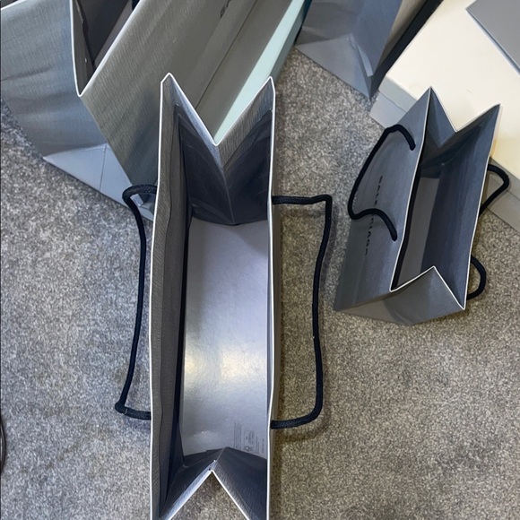 3 FOR 1 Balenciaga Silver Shopping Bag Collection and 1 Gift Bag - Picture 4 of 7